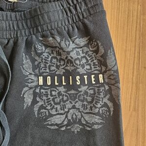 Hollister Women's Black Sweatpants